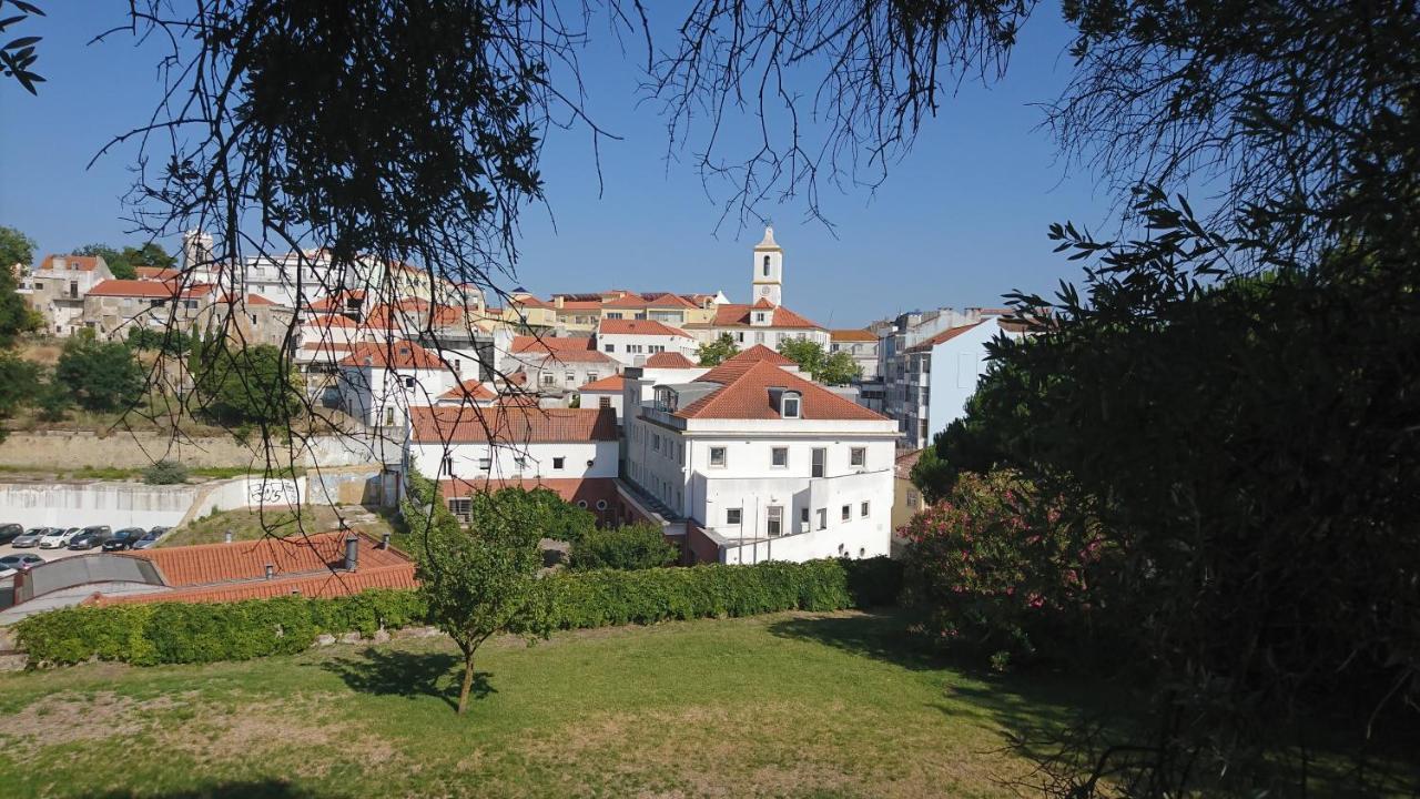 Casa Do Criativo Bed&Breakfast Almada Eksteriør bilde